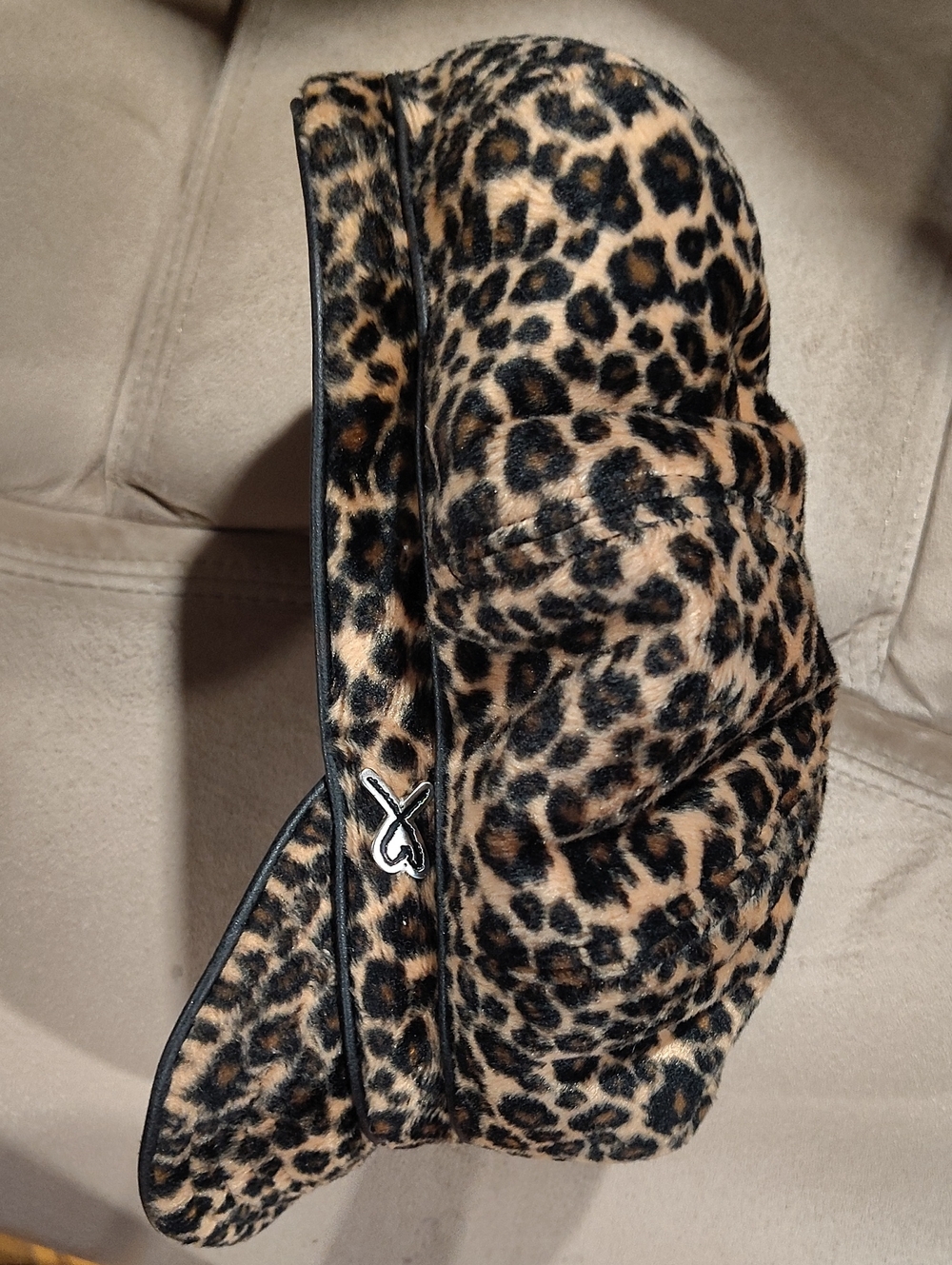 Leopard Print Faux-Fur Hat with Contrast Trim